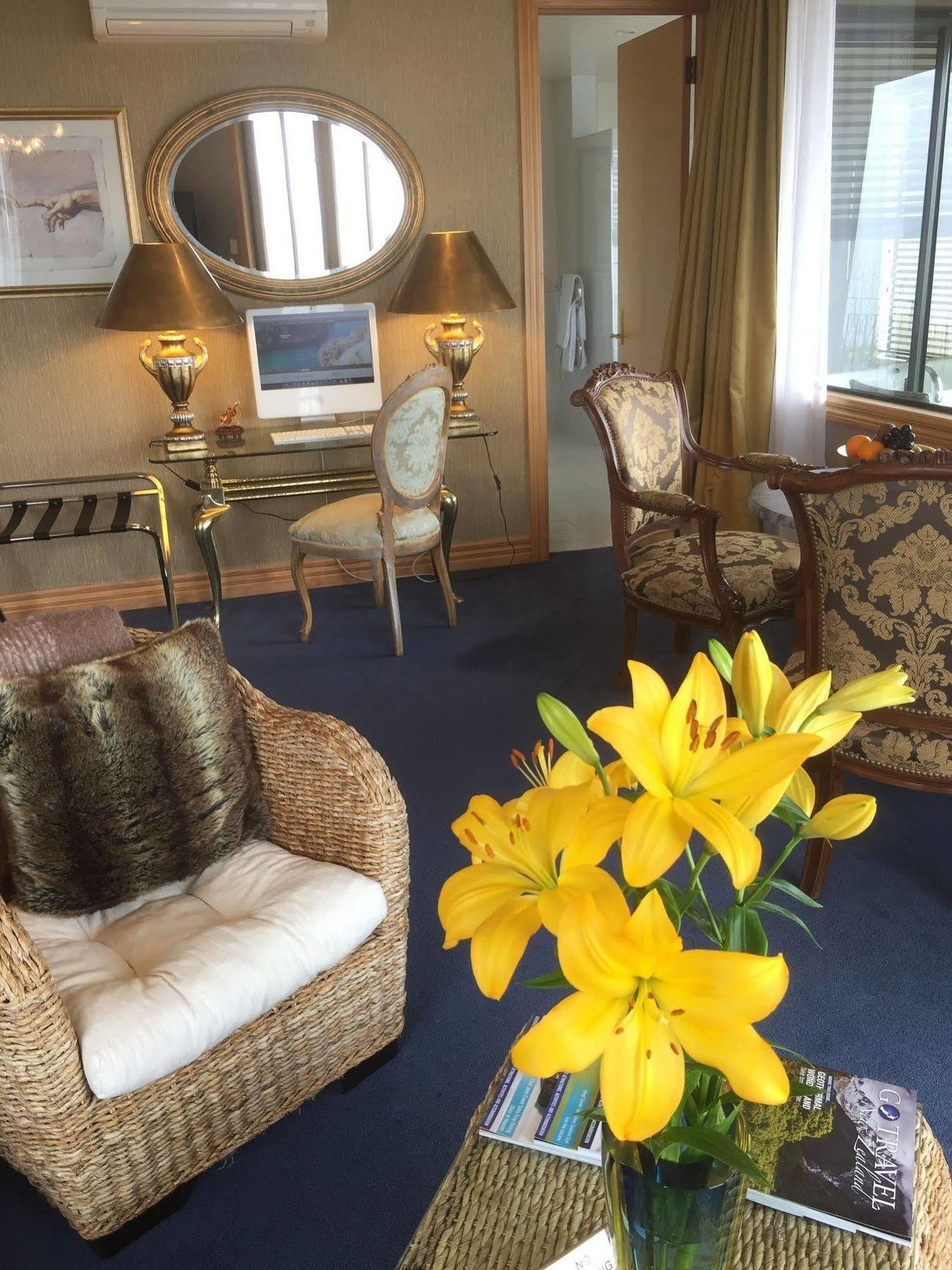 אגם טאופו The Flying Trout Boutique Lodge מראה חיצוני תמונה